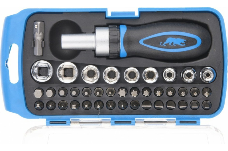 Отвертка реверсивная с набором бит и торцевых головок 41 штука Барс 13358