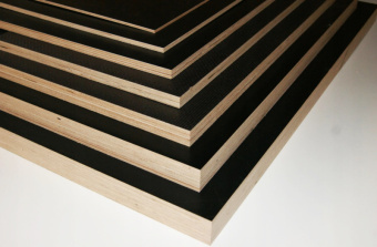 Фанера березовая ламинириованная Орион 18 мм 1,220*2,440 мм, сорт 1/1