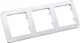 Рамка трёхместная MASTER, цвет белый (упак. 15 шт.) Рамка трёхместная MASTER, цвет белый (упак. 15 шт.)
